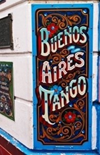 Bravo! The decorative unique style of Buenos Aires named 'Fileteado' was awarded as Cultural Heritage of Humanity by Unesco.
