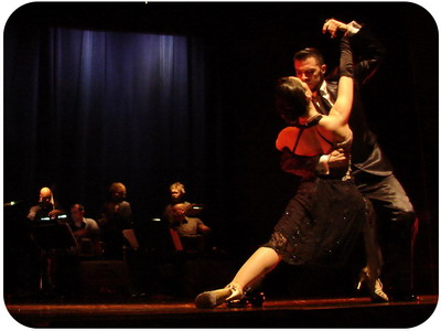 Show Piazzolla Tango figura final de tango