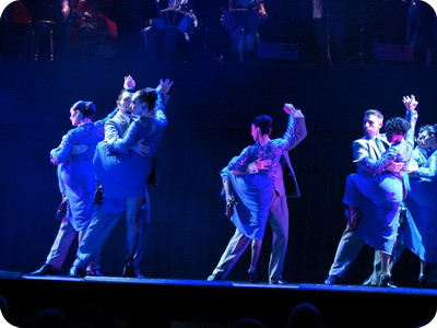 Tango Porte�o large tango troupe performing in Buenos Aires