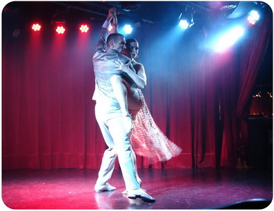 Rojo Tango Show Buenos Aires Tango couple dancing