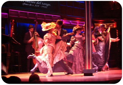 Tickets for Tango show in Buenos Aires El Querandi chorus line