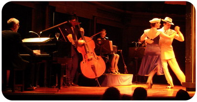 Tango Show em Buenos Aires ingressos para El Querandi show de Tango bailarinos com orquestra