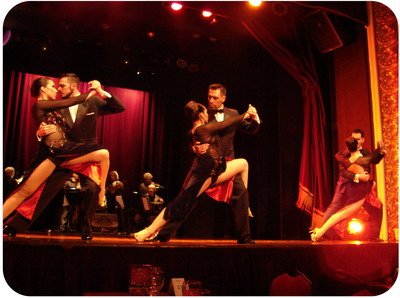Show Piazzolla Tango corpo de dance