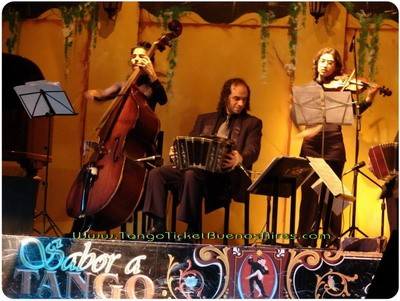 Orquestra dos melhores shows de tango de Buenos Aires