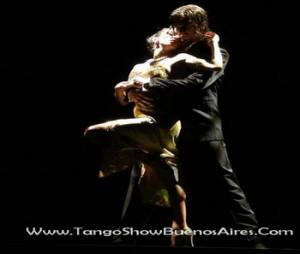 Sensuality at Esquina Carlos Gardel Tango Dinner Show in Buenos Aires